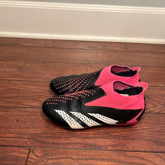 Adidas Predator Accuracy Plus Men’s Sz8 Cleats main image 12